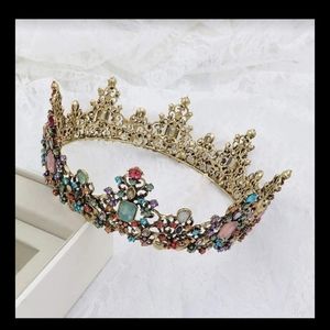 baroque crown